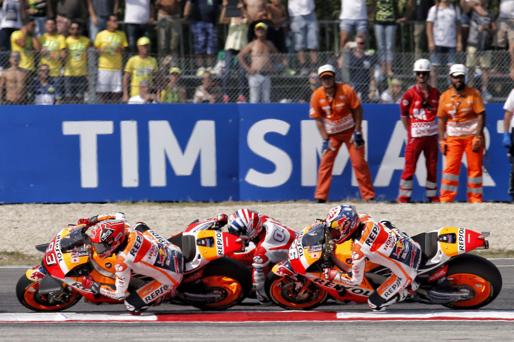 Marc Marquez y Dani Pedrosa durante el GP de San Marino