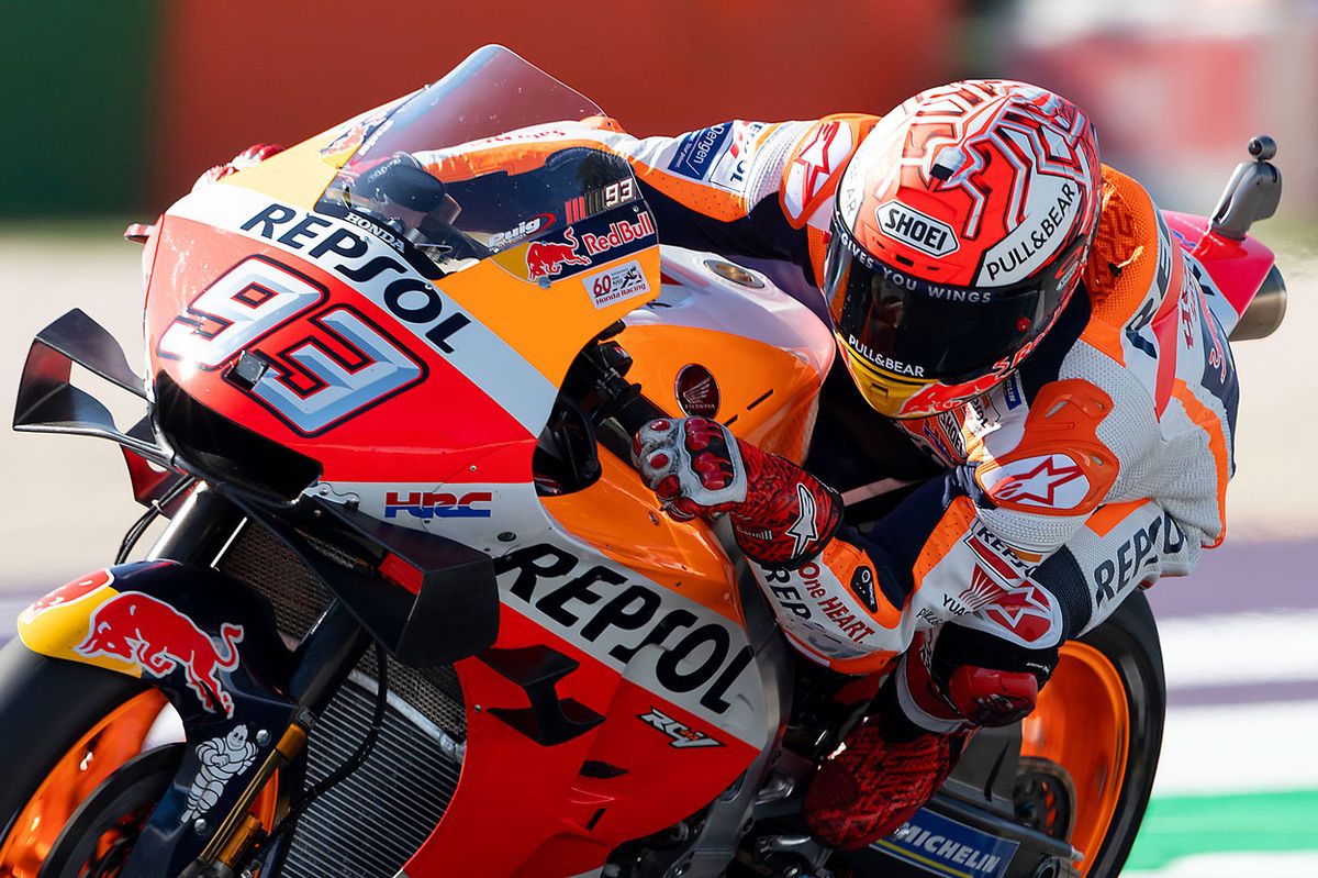 Marc Márquez dio la nota discordante entre tanta Yamaha en MotoGP en los entrenamientos del viernes del GP de San Marino