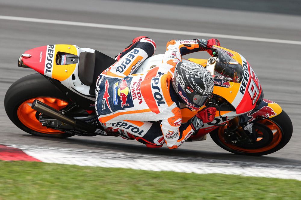 Marc Marquez durante los test MotoGP en Sepang