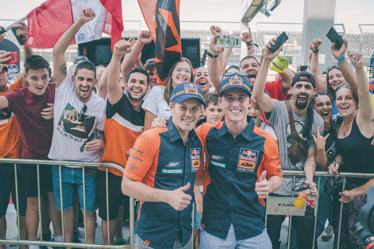 Mika Kallio y Pol Espargaró durante el GP de Aragon 2019