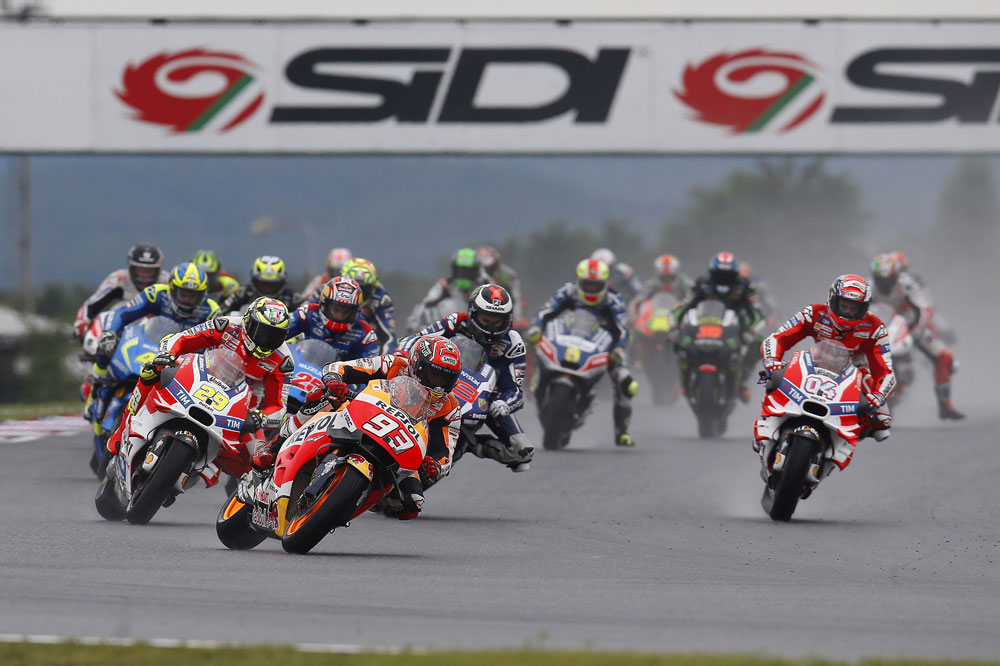Salida del GP Republica Checa MotoGP