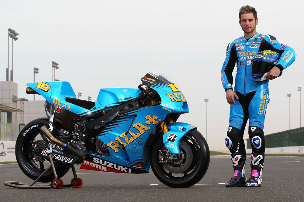 Alvaro Bautista se quedó solo en Suzuki