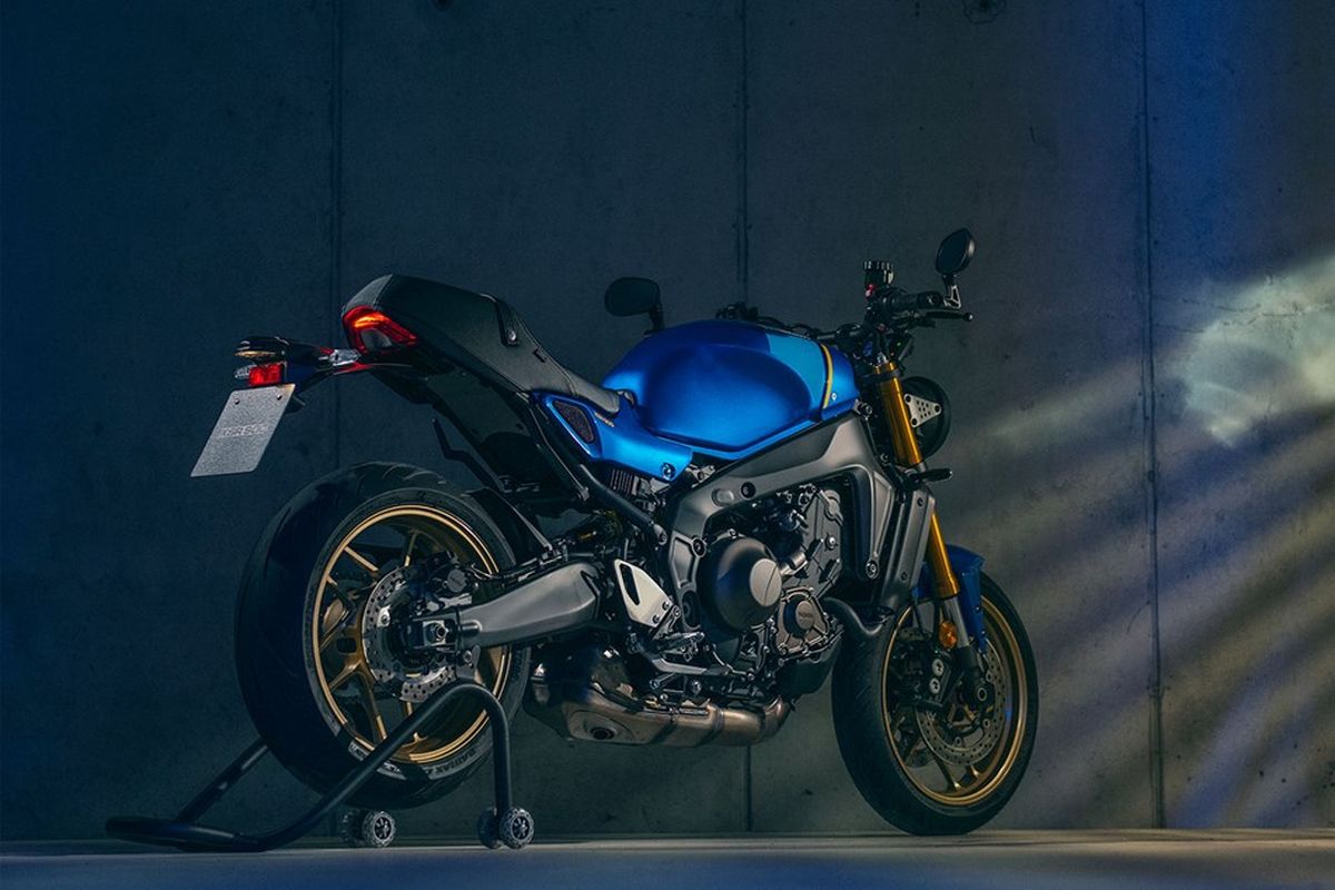 Nueva Yamaha XSR900 2022 con más electrónica y más deportiva
