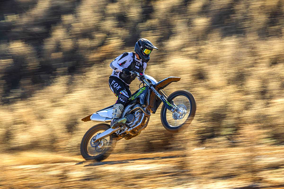 PRUEBA Triumph TF 450 X 2026: el paso definitivo de la marca británica en el motocross