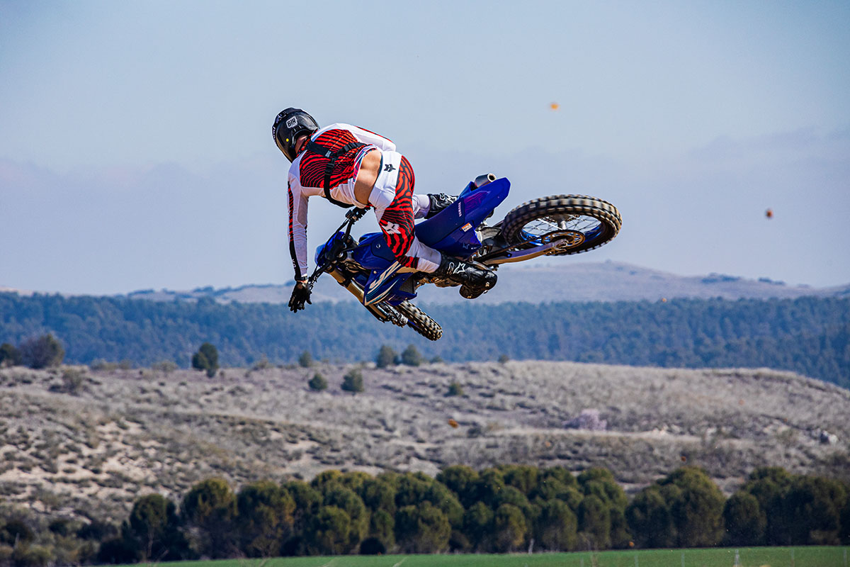 Prueba Yamaha YZ450F 2025: Perfeccionando la leyenda