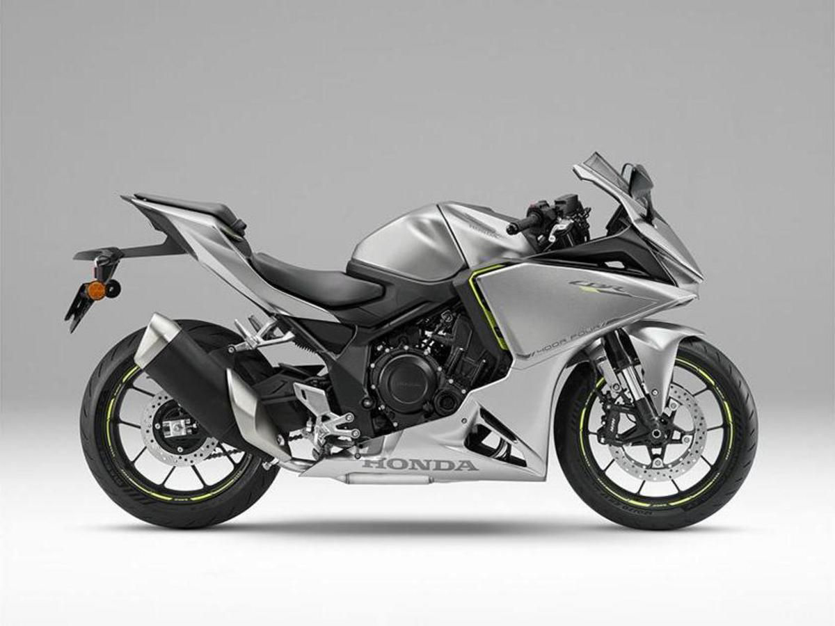 ¡Lista! Honda ya tiene la CBR400R Four E-Clutch: 7000 euros en Japón