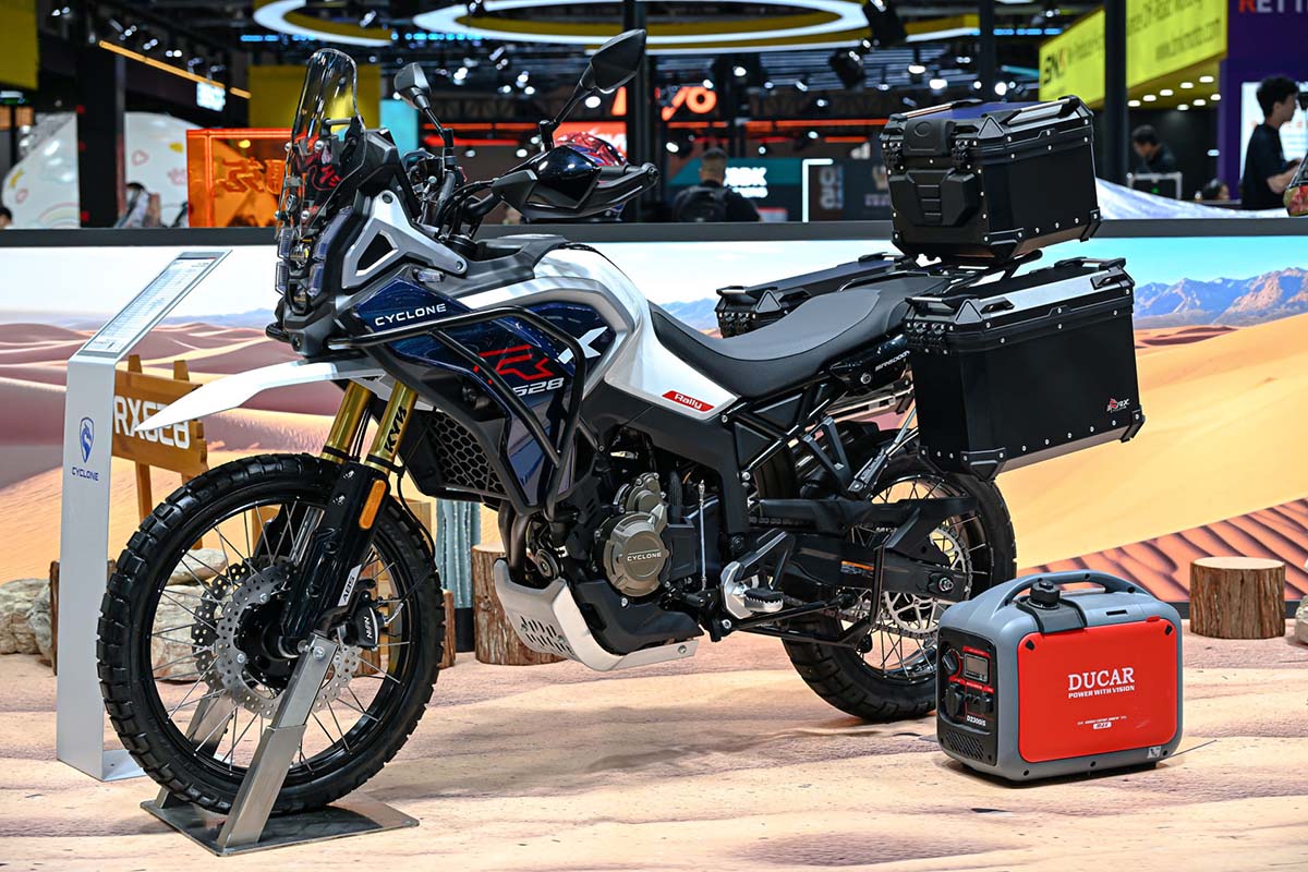 Cyclone acelera: tres nuevas motos chinas para conquistar España