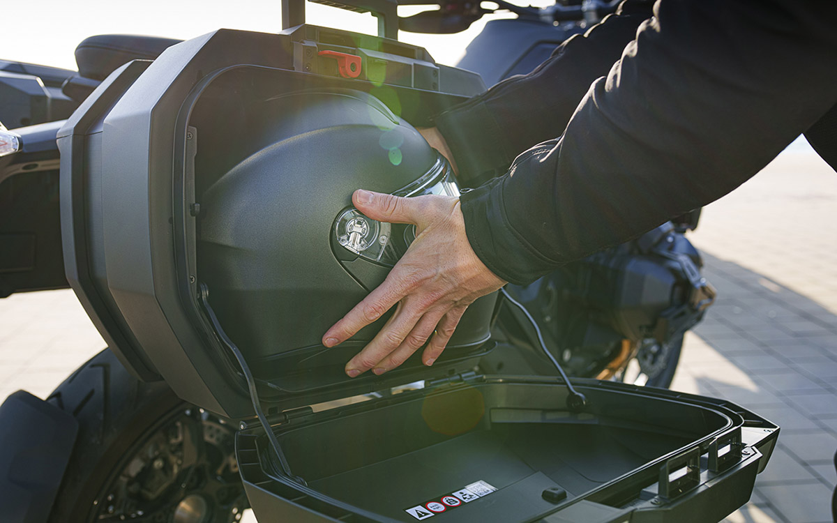 SHAD, 25 años adaptando la capacidad del equipaje para moto