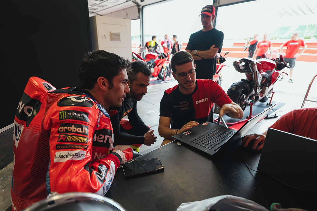 Ducati convierte Misano en una escuela para aprender a pilotar en circuito