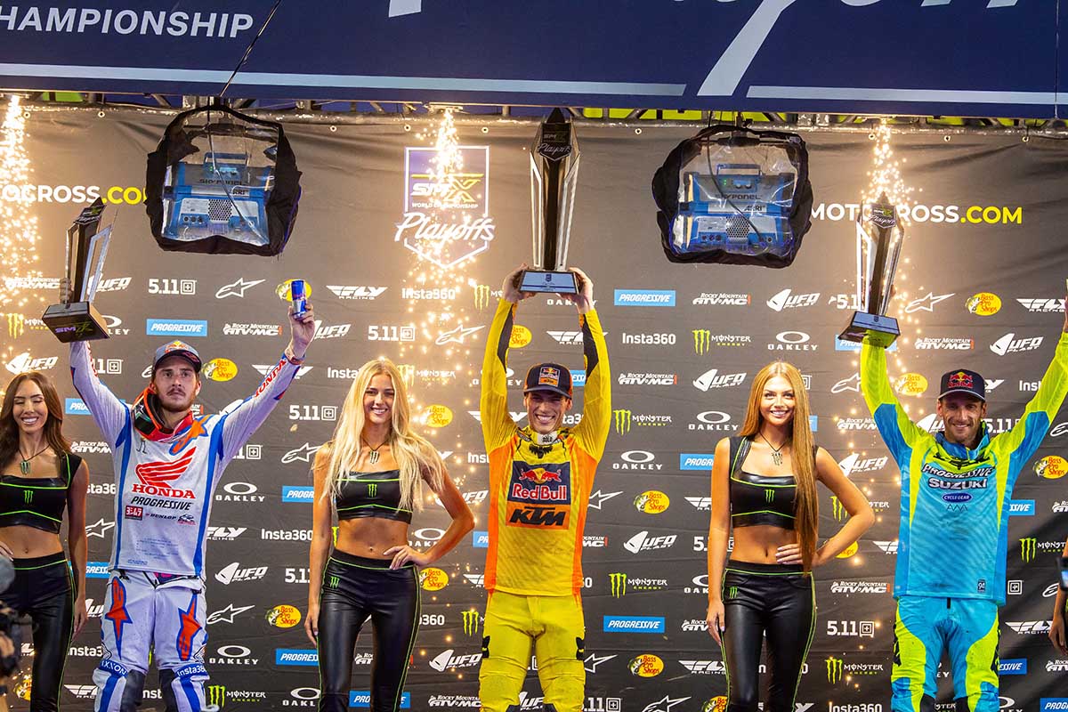 Jorge Prado gana en Los Ángeles y mantiene el liderato de SMX