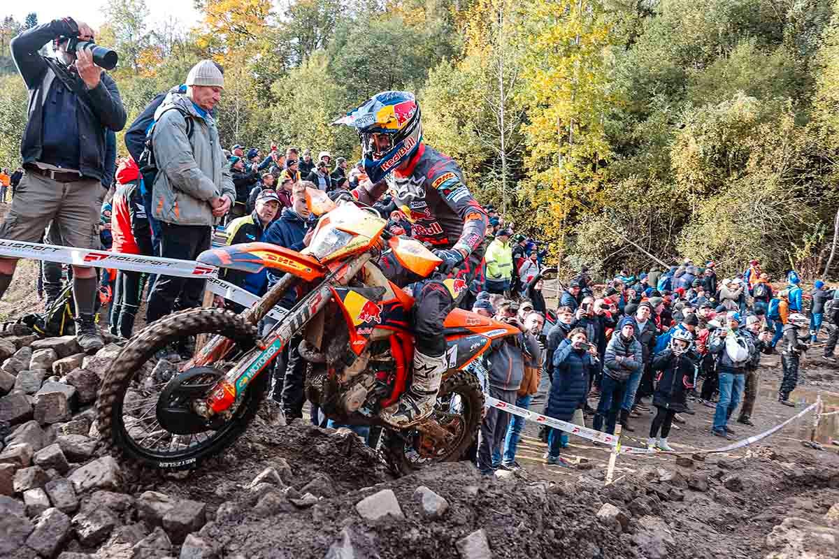 Josep García gana el Campeonato del Mundo de EnduroGP 2025