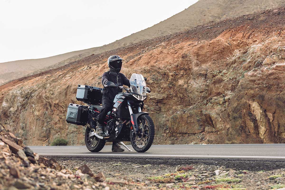 K-MISSION y K-VOYAGER, dos formas de viajar en moto este verano K-MISSION y K-VOYAGER, dos formas de viajar en moto este verano