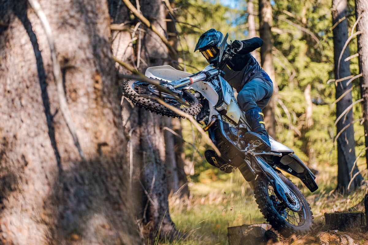 Husqvarna TE 300 Pro y FE 350 Pro 2027