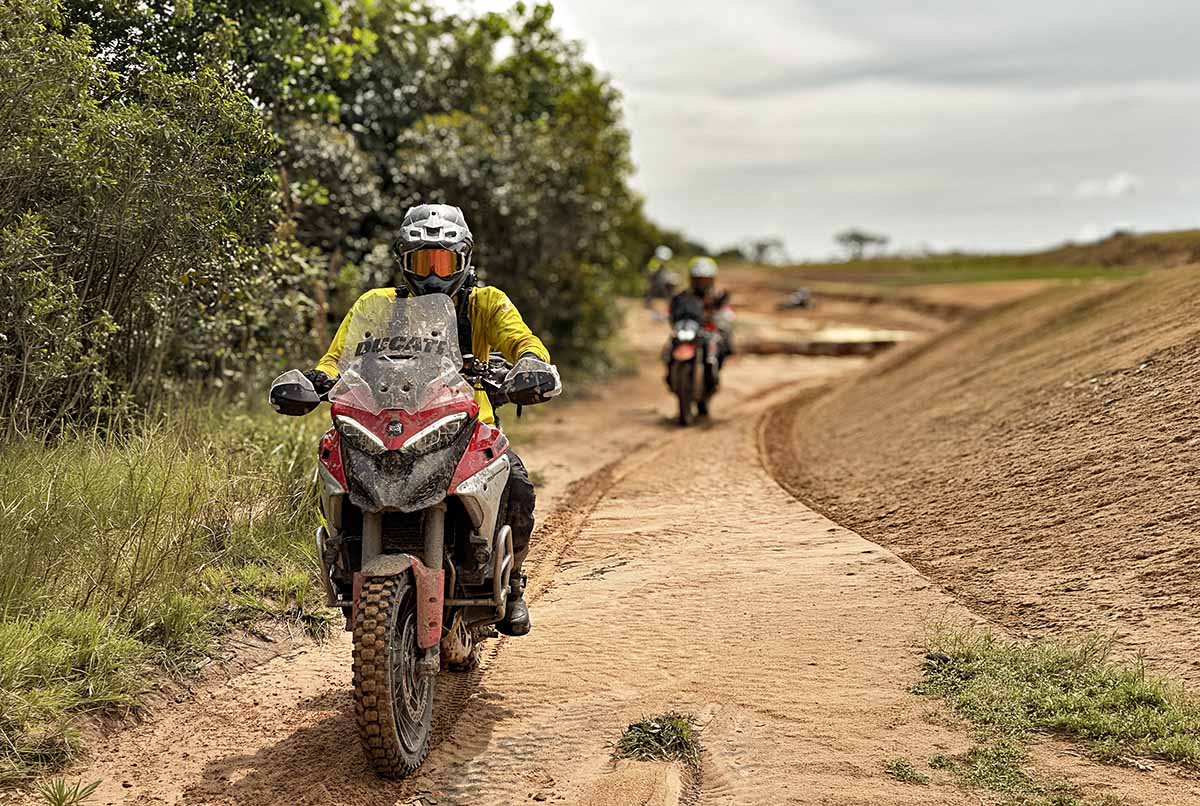 De la Amazonía a Asia Central: seis aventuras sobre la Ducati Multistrada V4 De la Amazonía a Asia Central: seis aventuras sobre la Ducati Multistrada V4