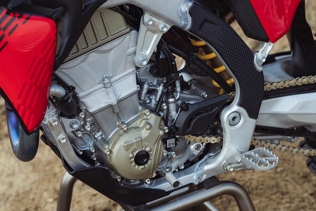 Ducati Desmo450 MX 2027