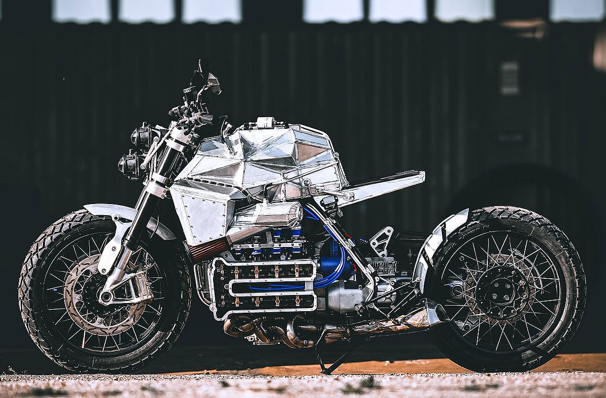 BMW K1100LT Scarecrow-2: espantapájaros de dos ruedas