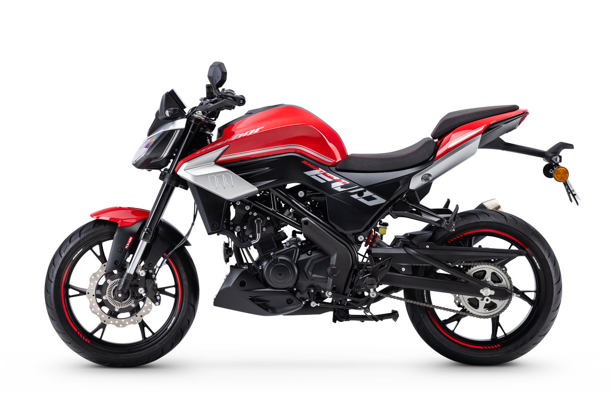 Prueba Macbor Shifter 125 EVO: la naked sin carnet muy equipada y asequible Prueba Macbor Shifter 125 EVO: la naked sin carnet muy equipada y asequible