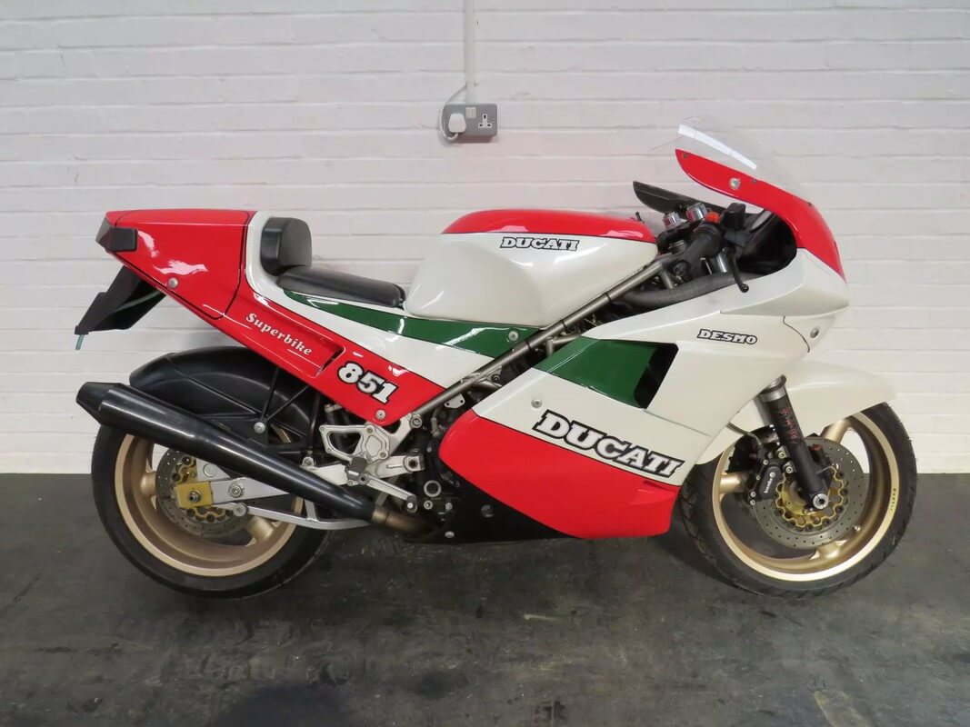 Moto de ensueño: la Ducati 851S de 1988 del piloto Ron Haslam