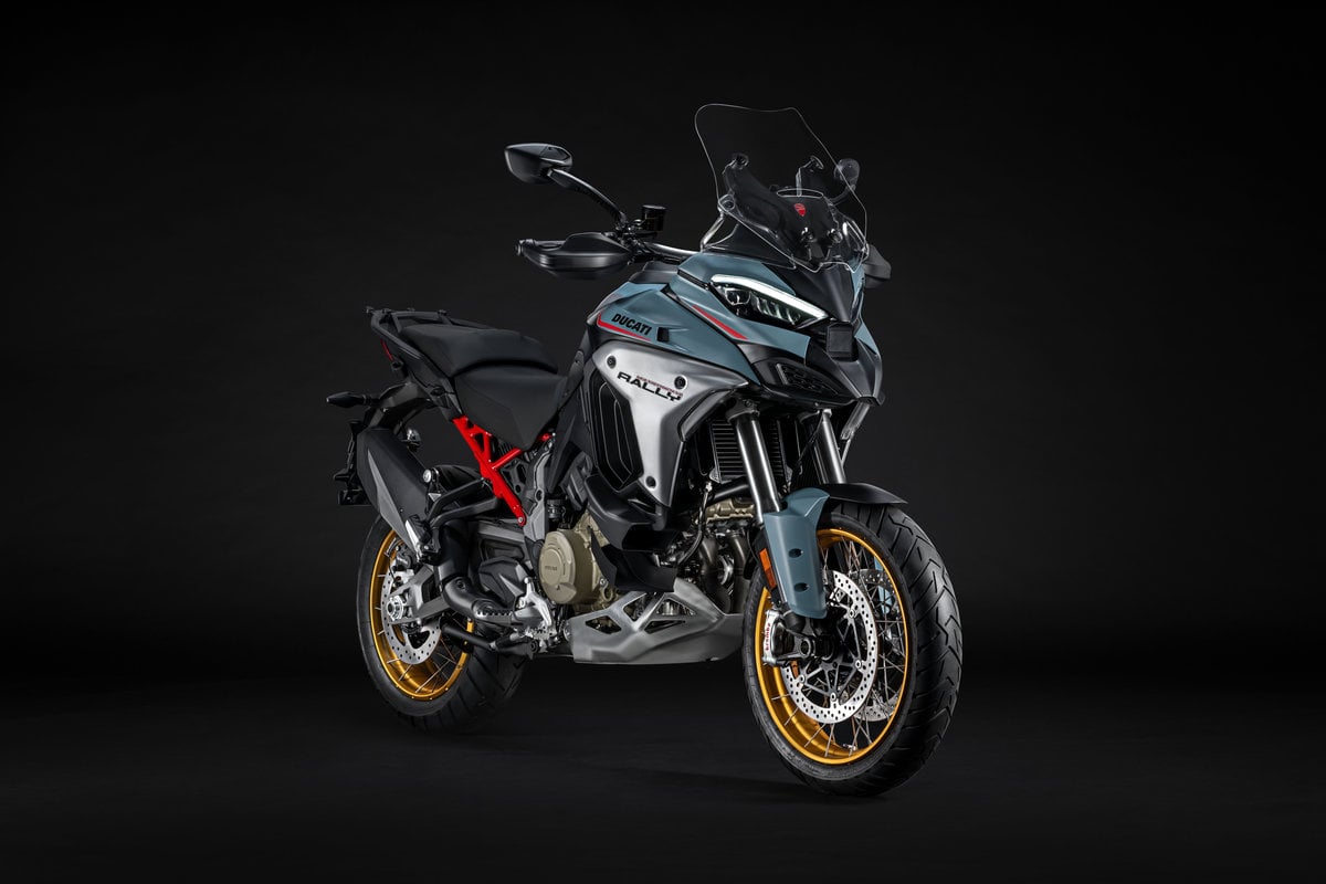Ducati Multistrada V4 Rally 2026: 170 CV, 30 litros, sofisticada electrÃ³nica Â¡y color verde!