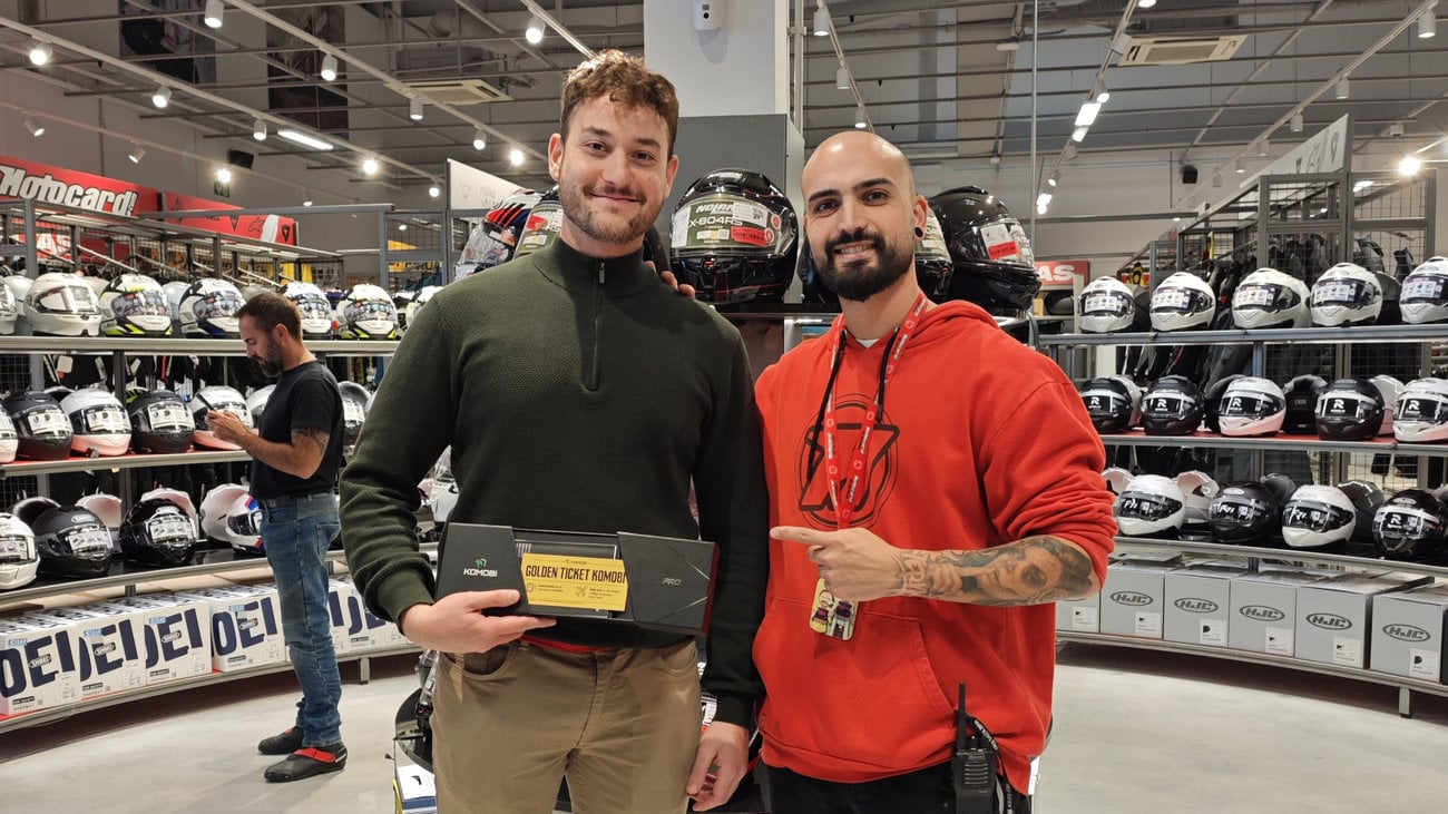 ¡Compró un KOMOBI en Motocard y ganó un viaje a Europa para dos!