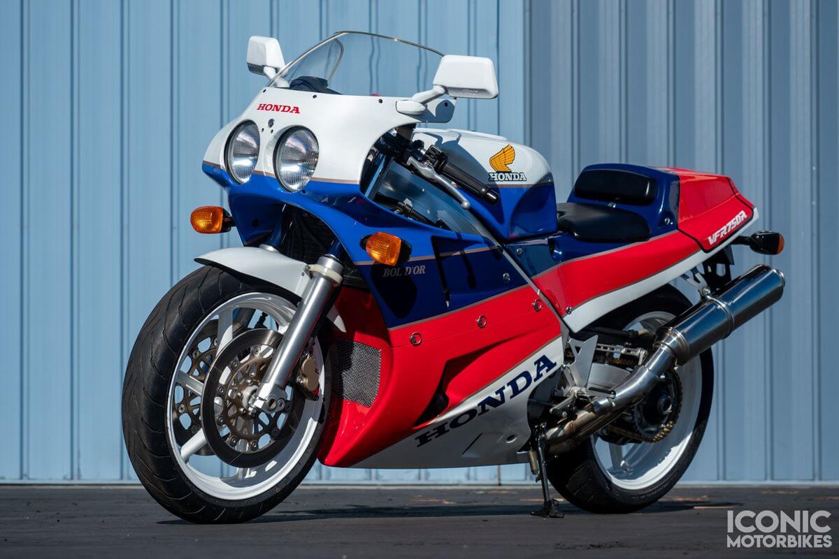 Moto de ensueño: Honda RC30 Bol d’Or de 1988 con 685 km