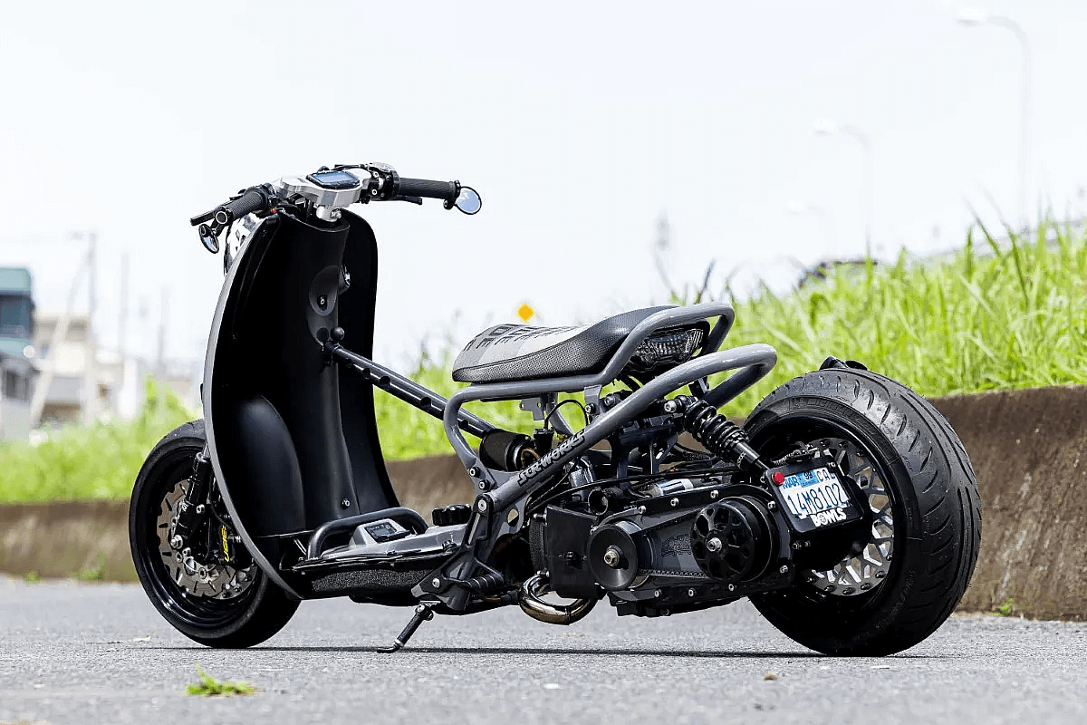 Honda Zoomer by SCR_Works: scooter dragster