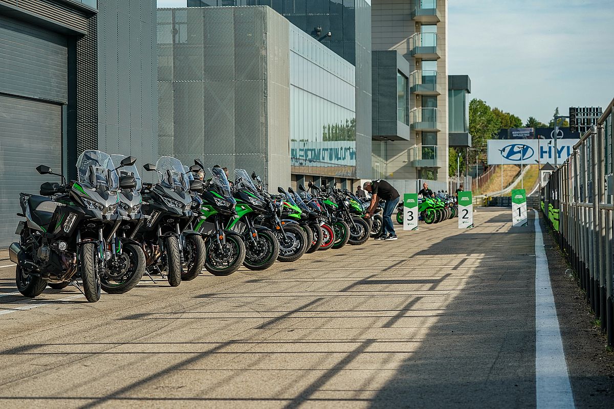 Kawasaki Xperience: ¡más de 1000 aficionados en el Jarama!