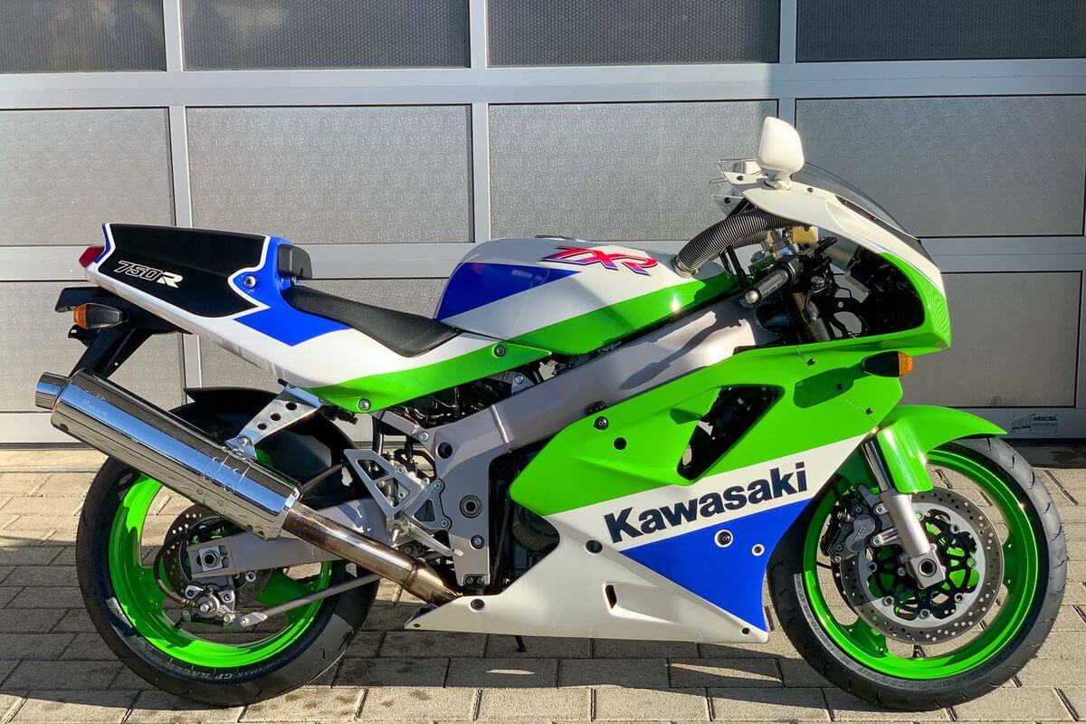 Moto de ensueño: Kawasaki ZXR750R de 1991 con 1000 km