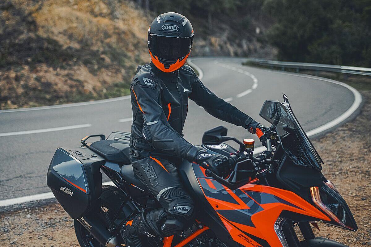 KTM 1290 Super Duke GT: Moto del Año 2023