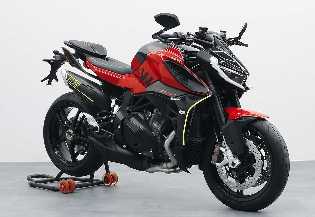 QJMotor SRK 1000 RAW 2025: la Brutale china con 163 CV