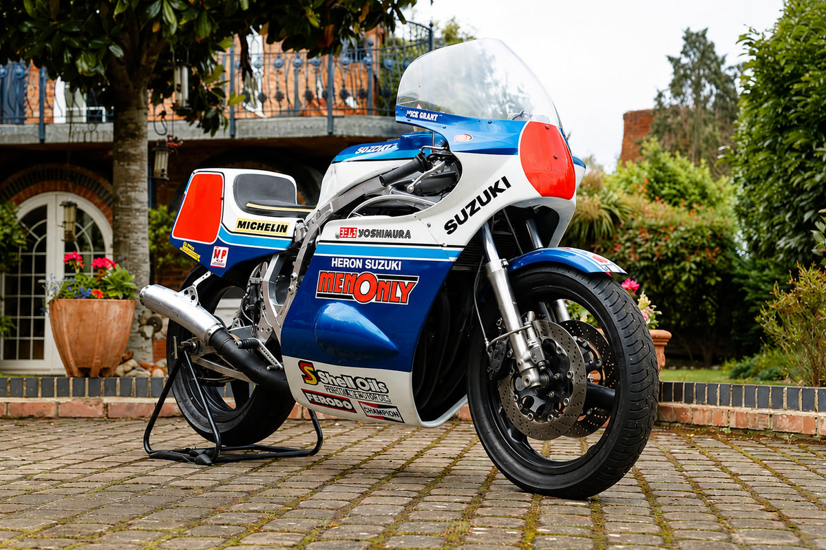A subasta la mítica Suzuki Heron oficial de Mick Grant