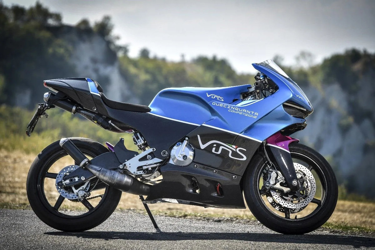 Vins Duecinquanta Strada: la 2T de 75 CV y 105 kg que cuesta 70.000 €