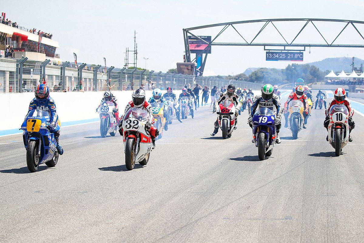 Yamaha Racing Heritage Club 2024: rueda con Rossi y Agostini