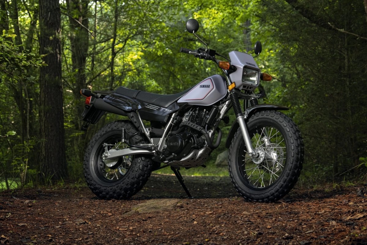 Yamaha TW200 2026: la legendaria TrailWay aÃºn se vende, por 4200 euros