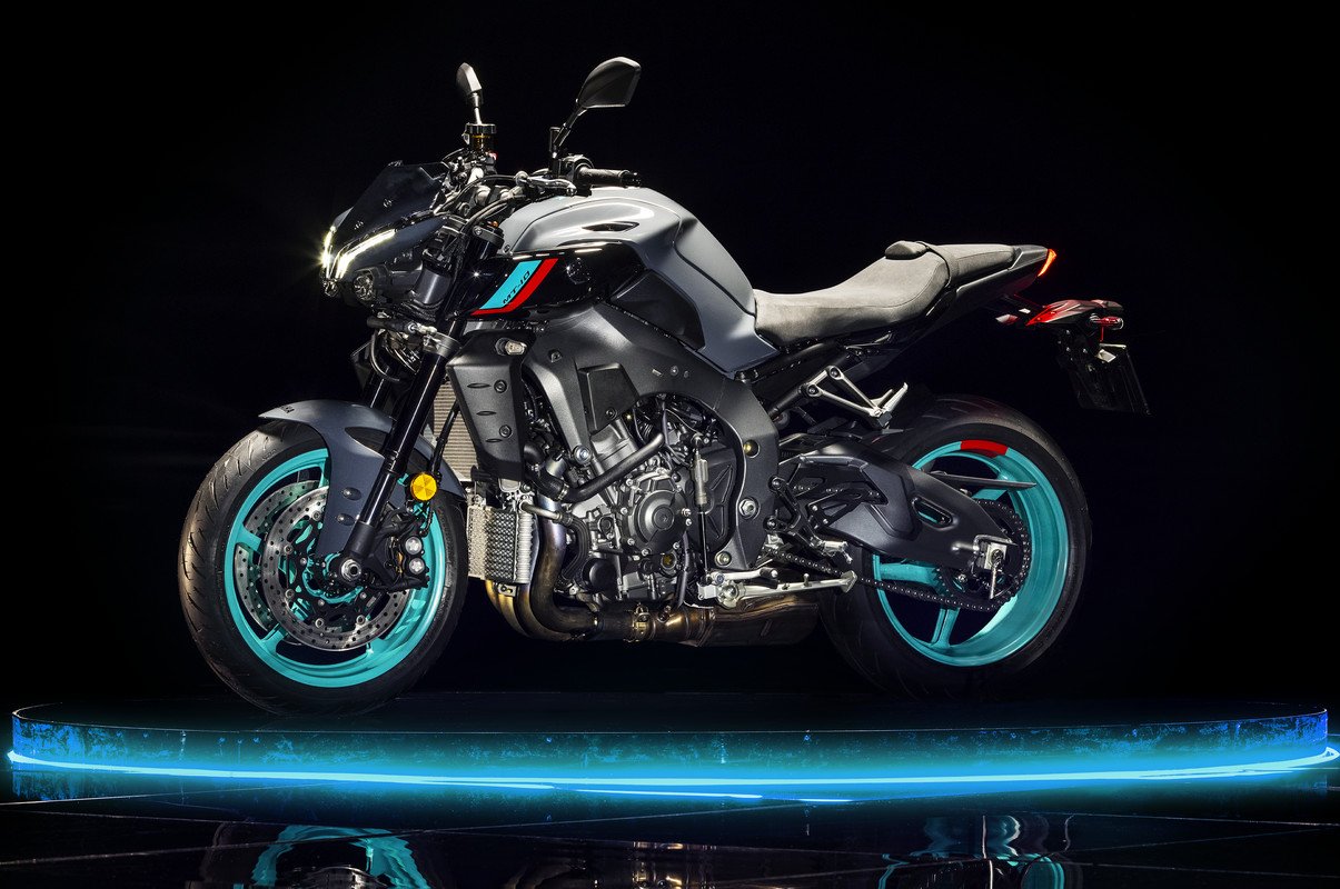 Prueba nueva Yamaha MT-10 2022: ¿la mejor naked deportiva?