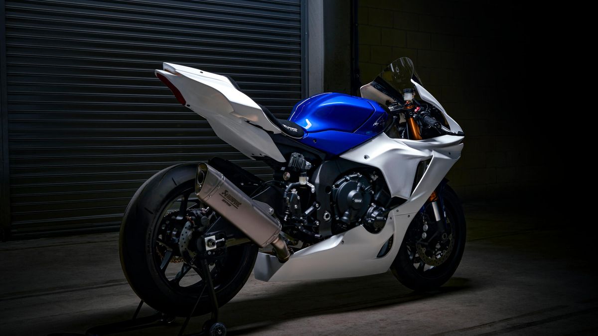Nueva Yamaha R1 GYTR 2023: una superbike en tu garaje