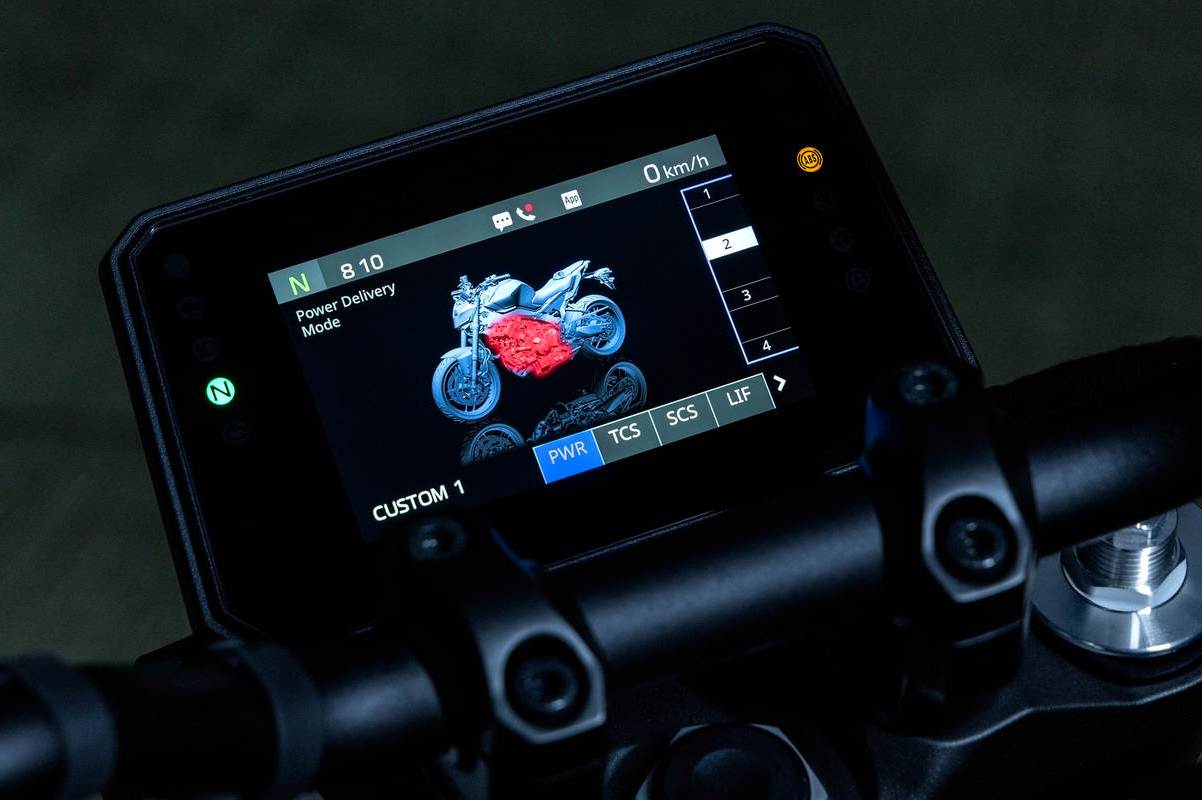 Prueba Yamaha MT-09 Y-AMT: la primera deportiva automática Prueba Yamaha MT-09 Y-AMT: la primera deportiva automática