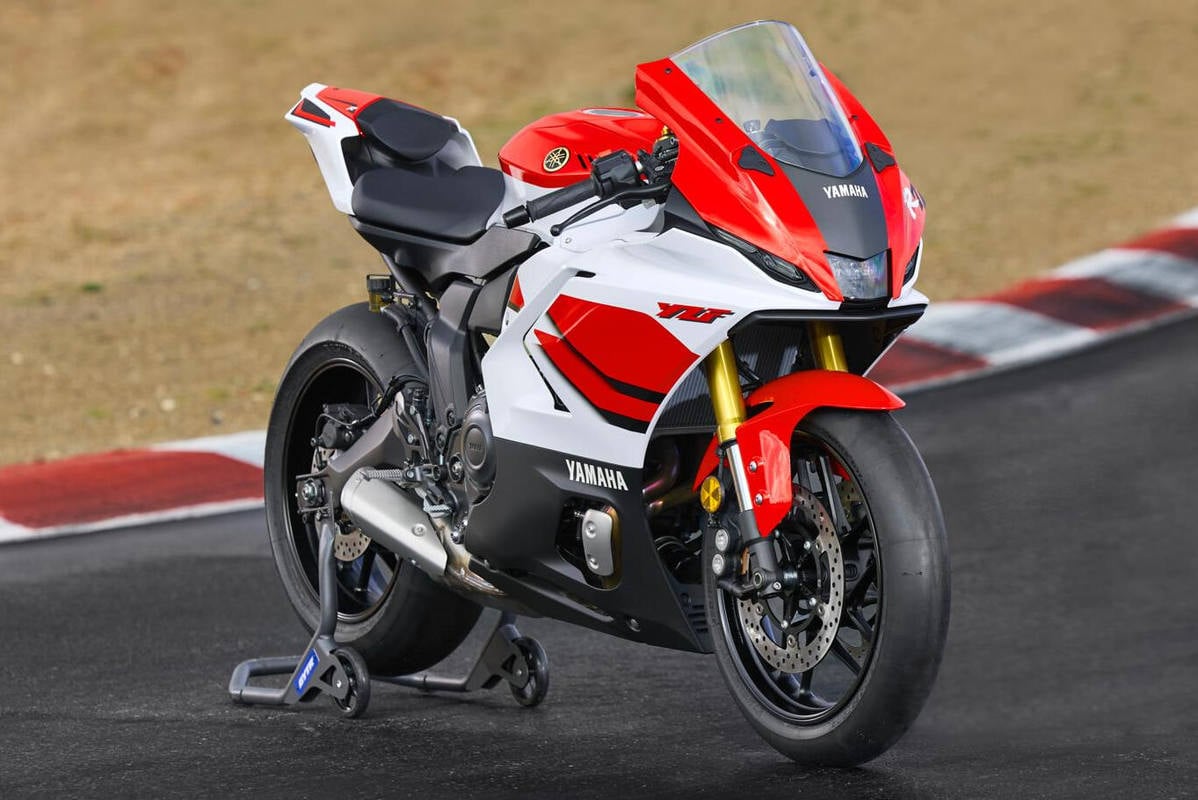 Nueva Yamaha R7 2026: se pone al día con mejor electrónica Nueva Yamaha R7 2026: se pone al día con mejor electrónica