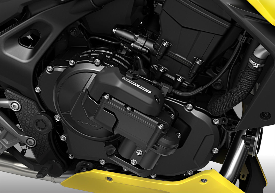 Probamos las nuevas Honda Hornet 750 y Transalp 750 2026 ¡con e-Clutch!