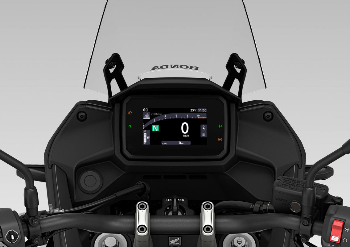 Probamos las nuevas Honda Hornet 750 y Transalp 750 2026 ¡con e-Clutch!