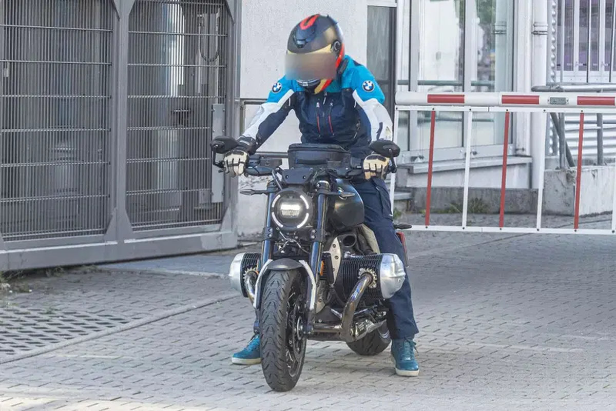 BMW R20: la bóxer más grande (2000) cazada y lista para su lanzamiento