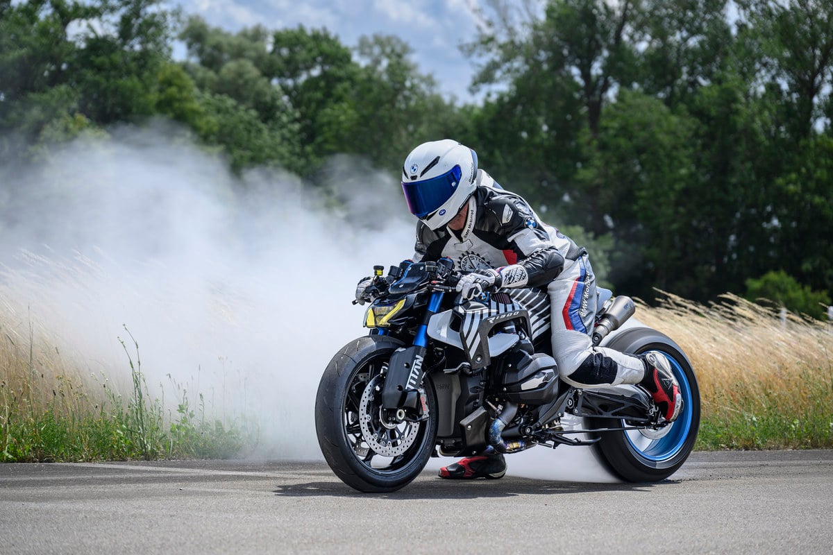 Moto de ensueÃ±o: BMW R 1300 R TITAN, Â¡con NOS!