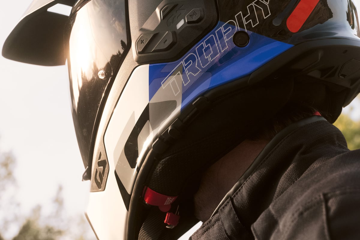 Nuevo casco GS Rallye Carbon de BMW: seguridad y calidad para un uso trail