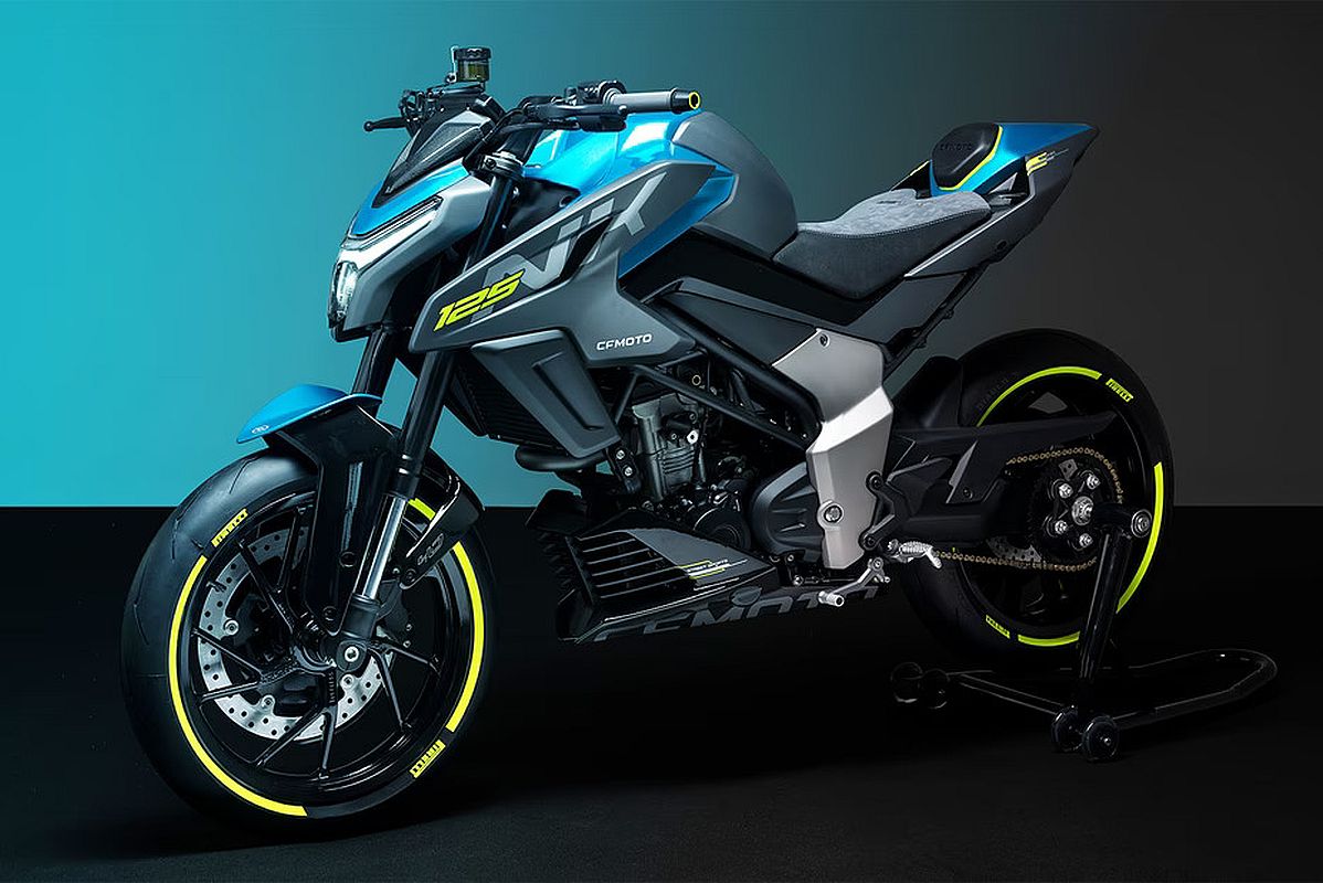 CFMoto 125 NK: casi una Moto3 con basculante monobrazo