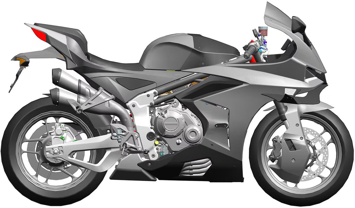 Cyclone RC700: hi-sport china con 4 cilindros y 650 cc 