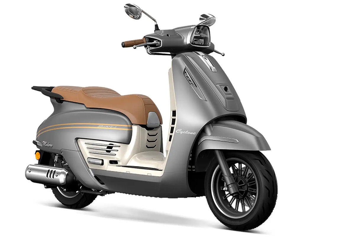 Cyclone RT3E: scooter retro de 24 CV por 2200 euros Cyclone RT3E: scooter retro de 24 CV por 2200 euros