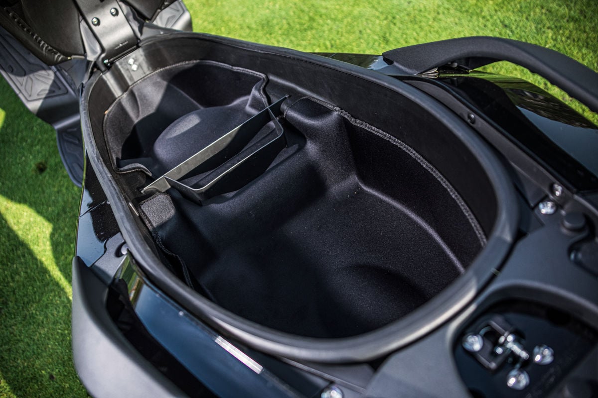 Prueba Zontes 368 D, M, E y K: 2 scooter deportivos y 2 GT a precios de saldo Prueba Zontes 368 D, M, E y K: 2 scooter deportivos y 2 GT a precios de saldo