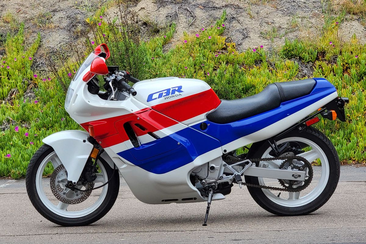 Moto de ensueño: Honda CBR600F 1989, la supersport más icónica