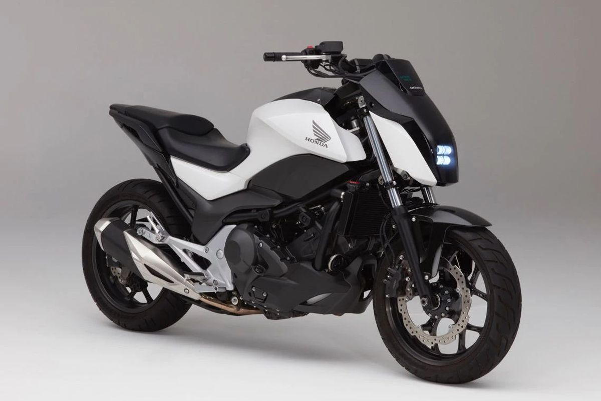 Honda trabaja en la moto autónoma: así serán sus trazadas