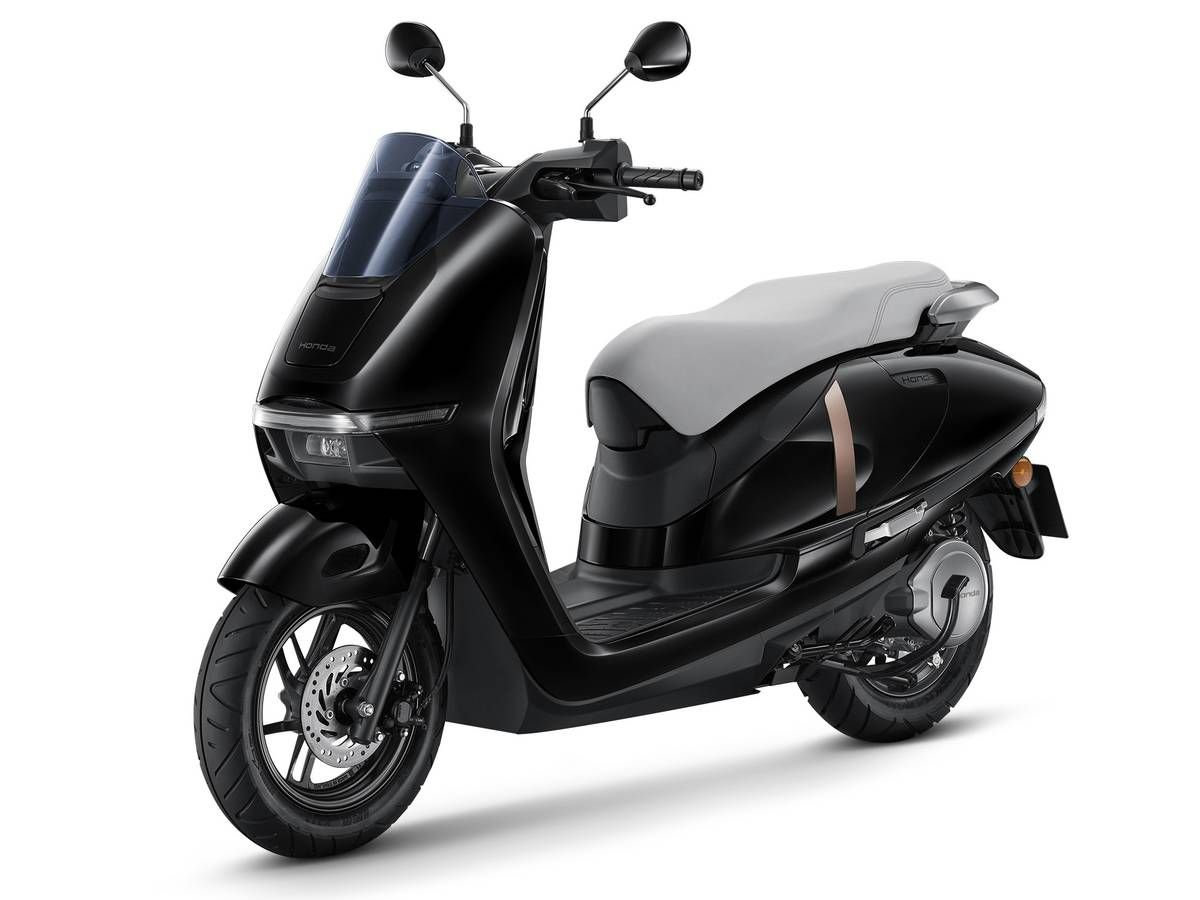 Honda UC3: scooter eléctrico con 122 km de autonomía y batería LFP